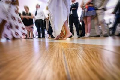 piedi che  ballano